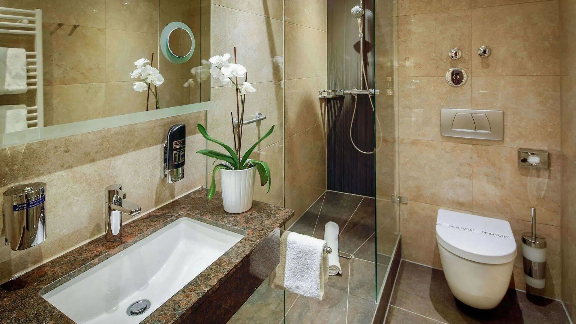 Tiptop Hotel Burgschmiet Garni Нюрнберг Германия