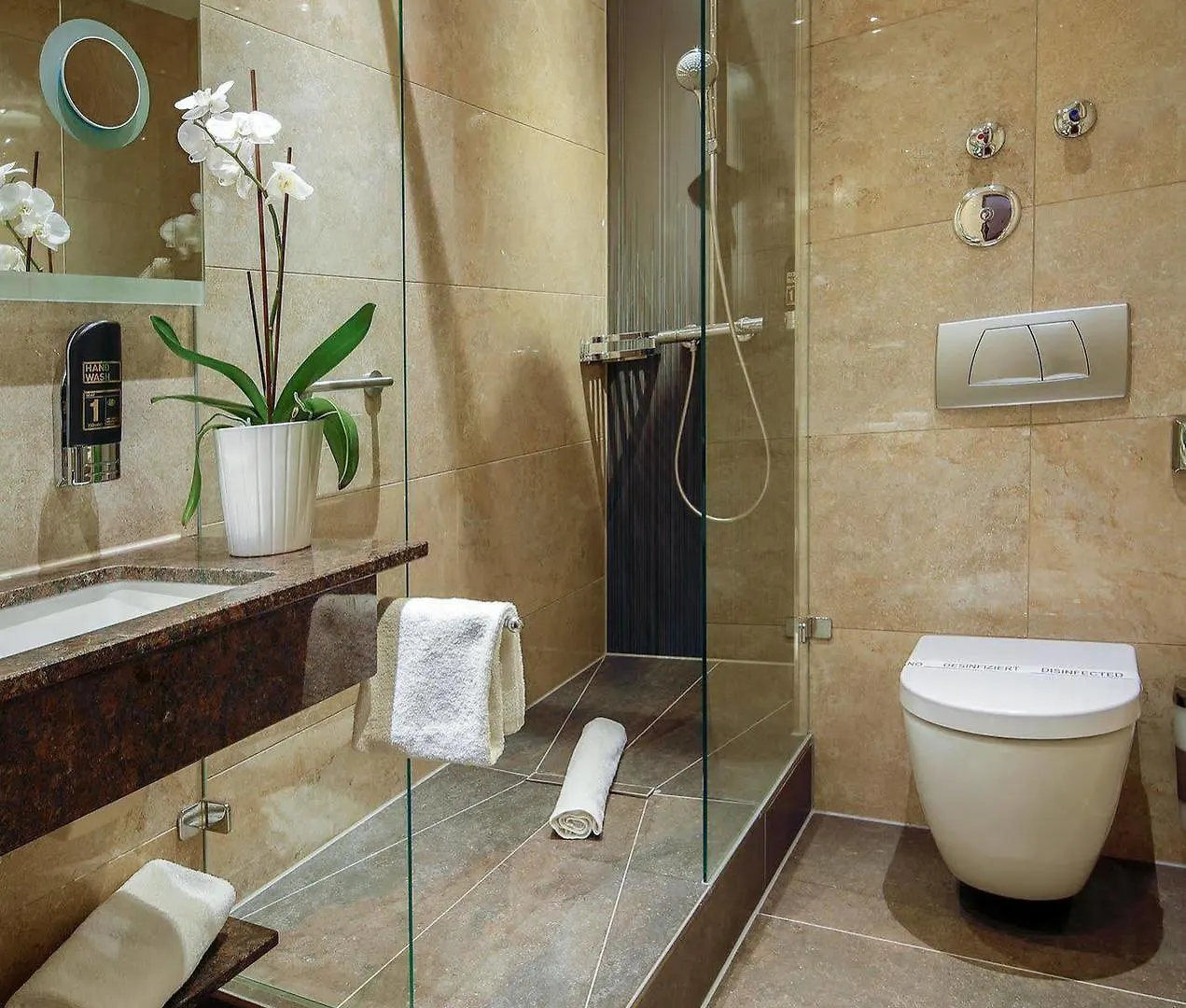 Tiptop Hotel Burgschmiet Garni Нюрнберг