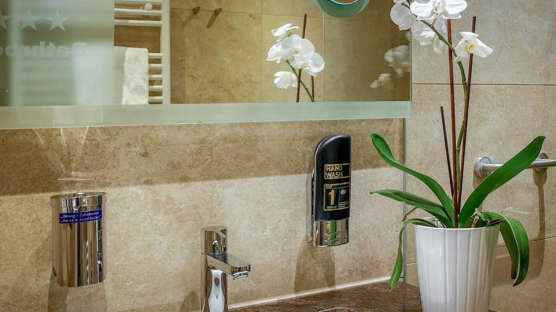 Tiptop Hotel Burgschmiet Garni Нюрнберг