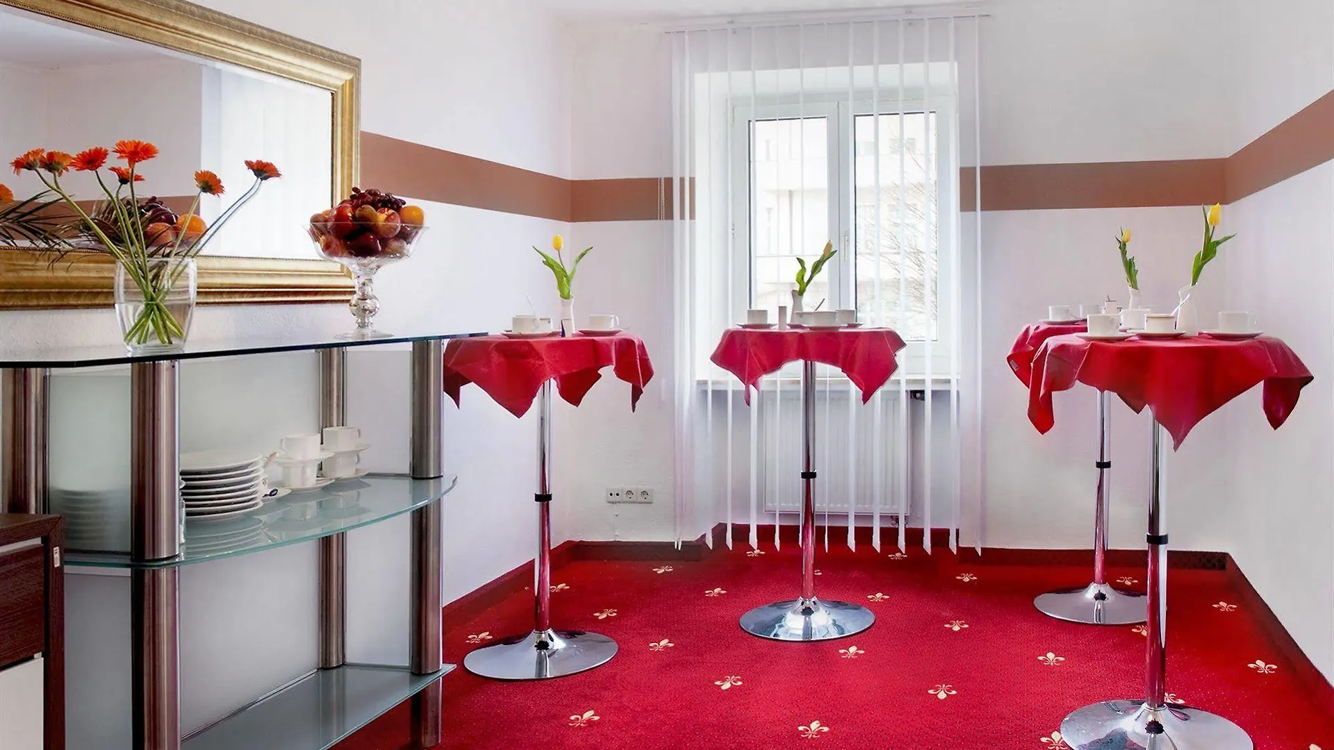 Tiptop Hotel Burgschmiet Garni Nuremberg