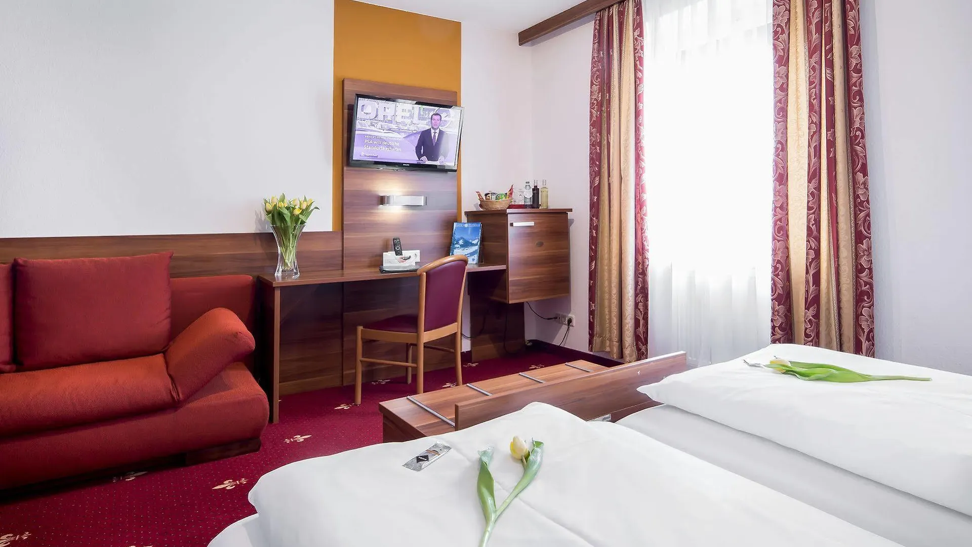 Tiptop Hotel Burgschmiet Garni Nuremberg
