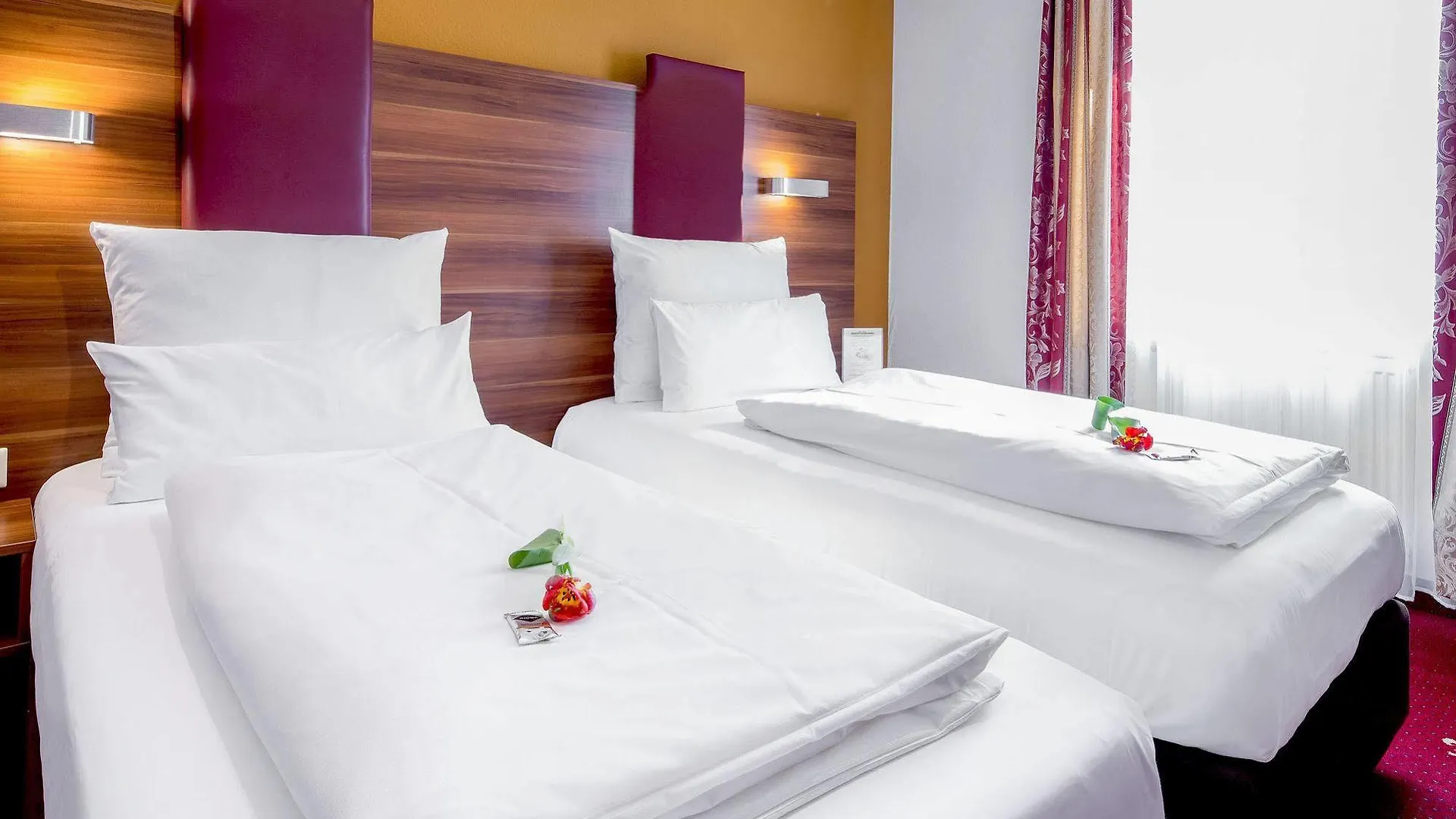Tiptop Hotel Burgschmiet Garni Nuremberg