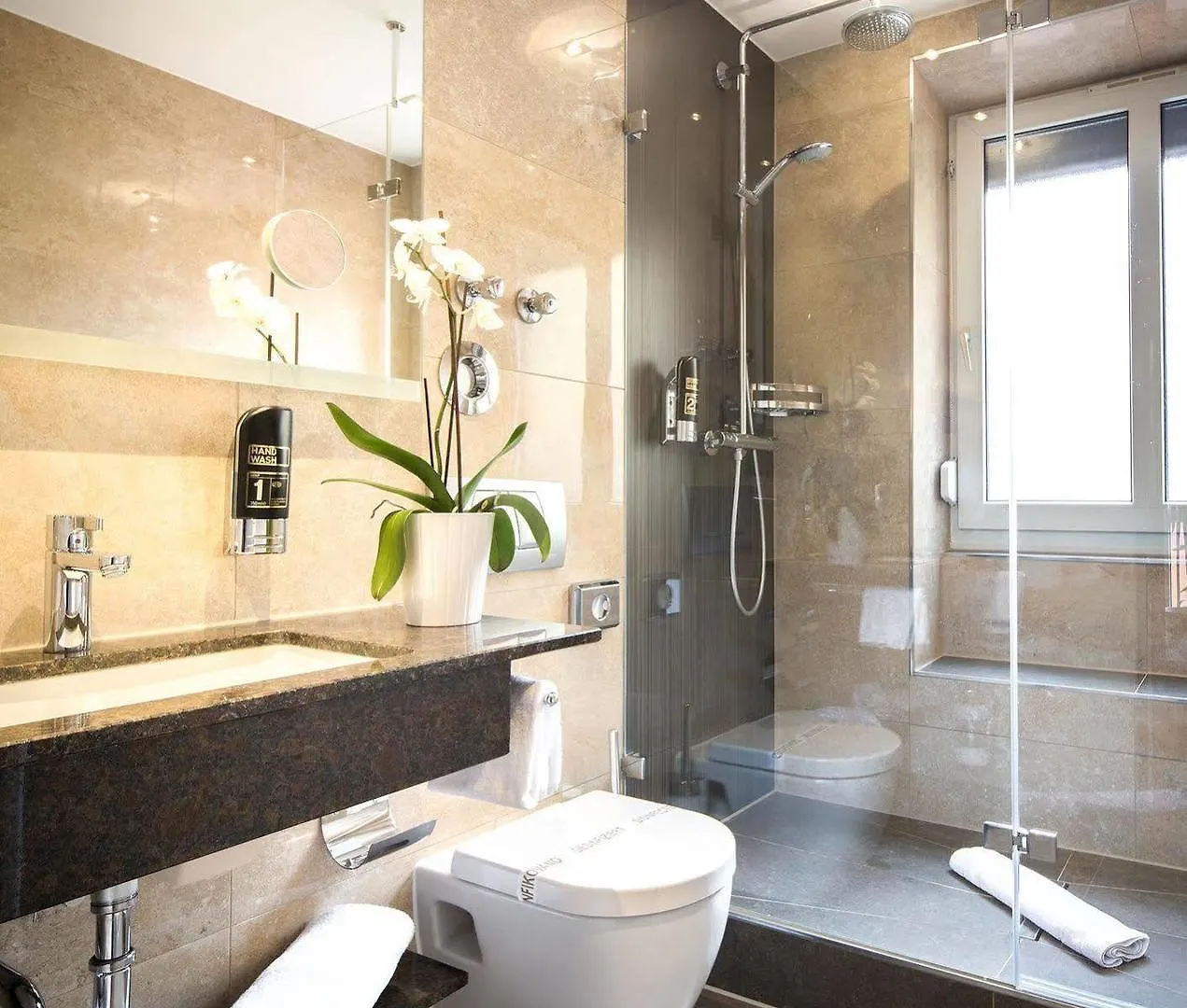 ***  Tiptop Hotel Burgschmiet Garni Nuremberg Germany