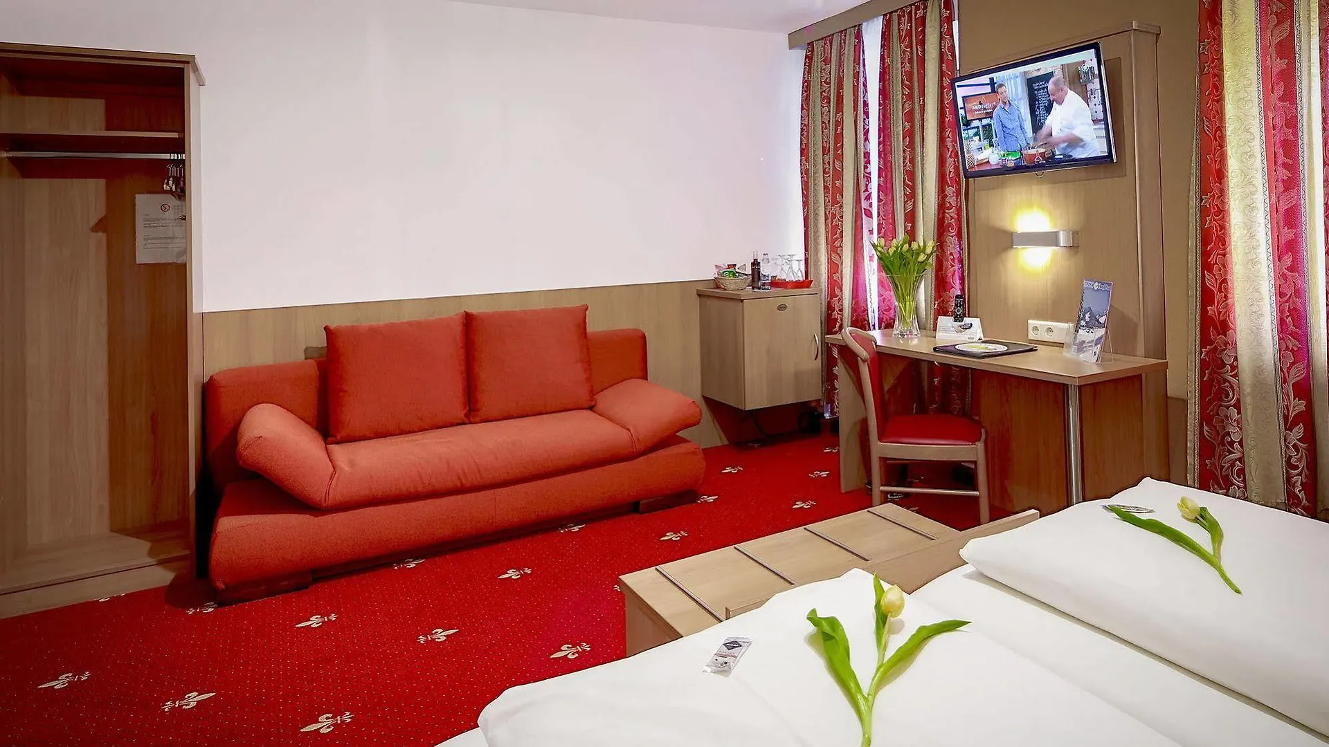 Tiptop Hotel Burgschmiet Garni Нюрнберг