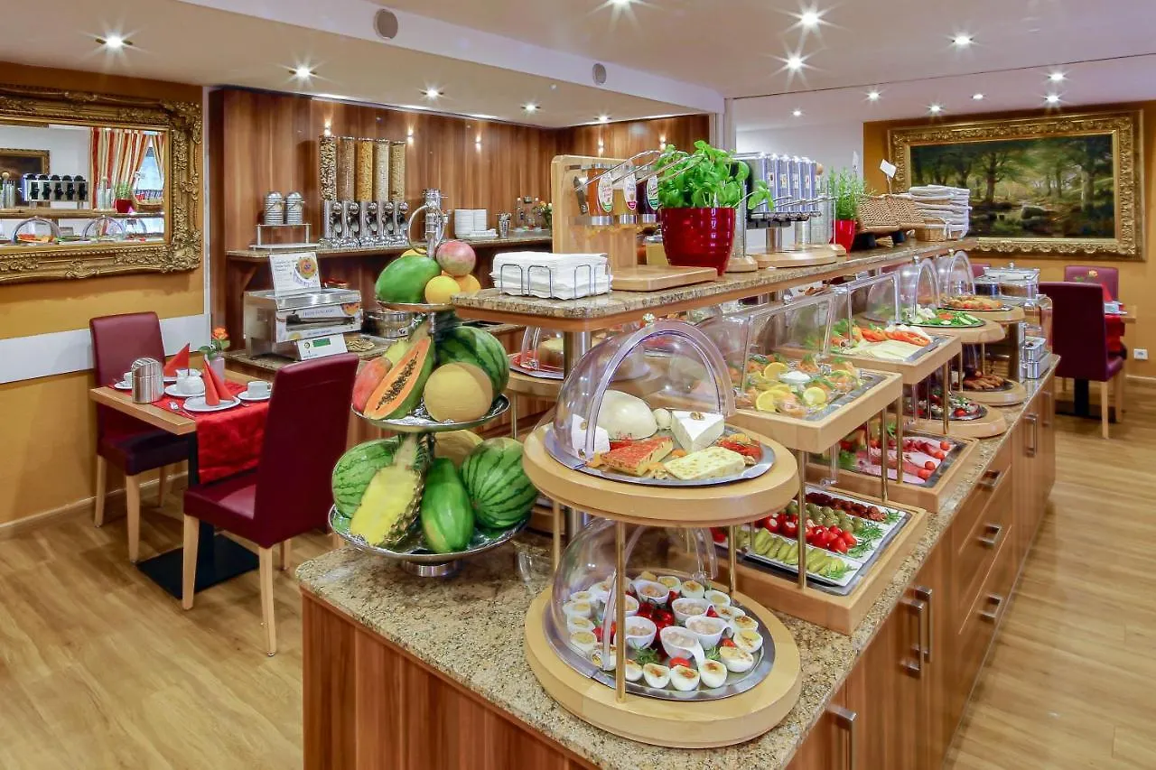 Tiptop Hotel Burgschmiet Garni Nuremberg